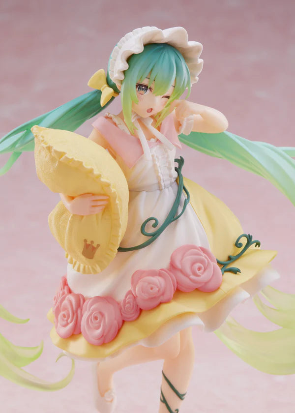 Hatsune Miku Wonderland Figure - Sleeping Beauty