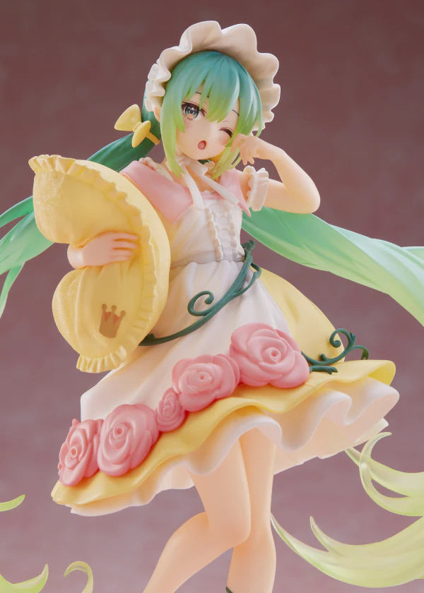 Hatsune Miku Wonderland Figure - Sleeping Beauty